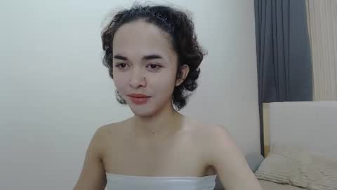 Snapshot of jade_the_vergin02 chatting on December 2025 05:51:02 PM Adriana online show from December 2025 05:51:02 PM