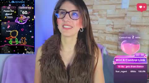 jade white  online show from February 2026 02:04:02 PM