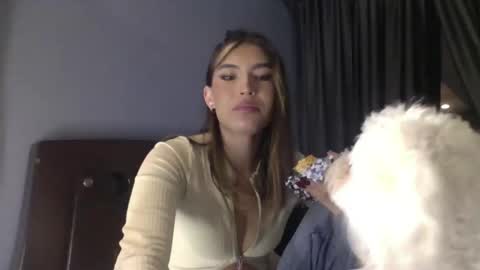 Snapshot of jade_ws chatting on June 2026 01:11:02 AM Jade online show from June 2026 01:11:02 AM