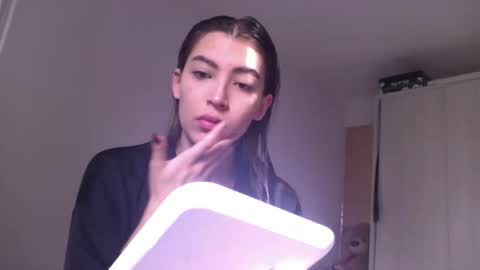 Snapshot of jade_ws chatting on June 2026 08:56:02 PM Jade online show from June 2026 08:56:02 PM