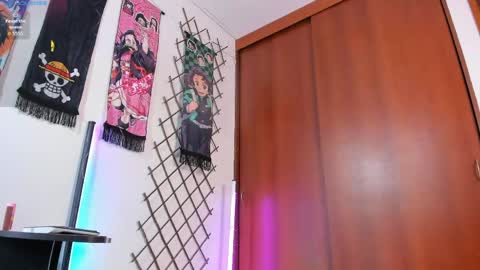Snapshot of jaden_montgomeri chatting on May 2026 07:53:02 PM ARIA online show from May 2026 07:53:02 PM