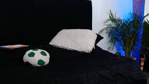 Jaiden online show from November 2025 06:01:01 AM