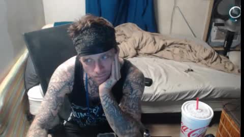 showingitoff online show from November 2025 03:49:02 AM