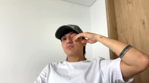 Snapshot of jake_boersma chatting on January 2025 08:25:01 PM JAKE BOO online show from January 2025 08:25:01 PM