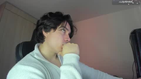 jake_murphy online show from December 2024 07:43:02 PM