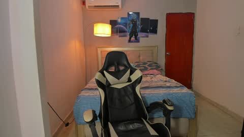 Snapshot of jake_pons chatting on December 2024 02:42:01 AM Jake Pons online show from December 2024 02:42:01 AM