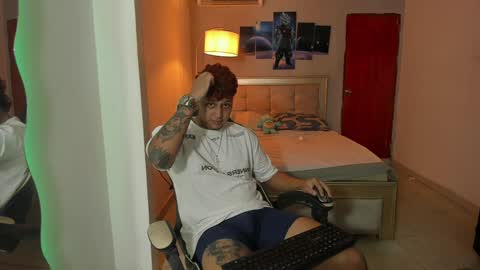 Snapshot of jake_pons chatting on December 2024 02:41:01 AM Jake Pons online show from December 2024 02:41:01 AM