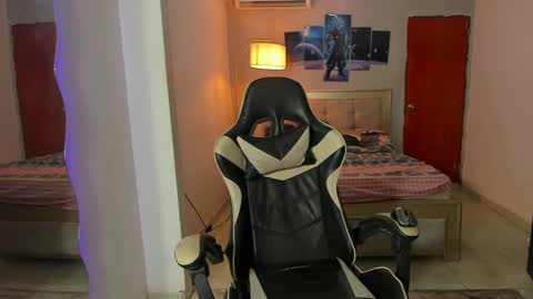 Snapshot of jake_pons chatting on March 2025 01:16:01 AM Jake Pons online show from March 2025 01:16:01 AM