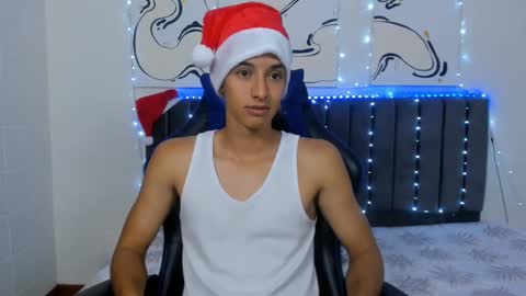 Snapshot of jake_shadow14 chatting on December 2024 02:31:01 AM Hi guys im new 3 online show from December 2024 02:31:01 AM
