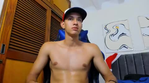 Snapshot of jake_shadow14 chatting on January 2025 12:38:01 AM Hi guys im new 3 online show from January 2025 12:38:01 AM