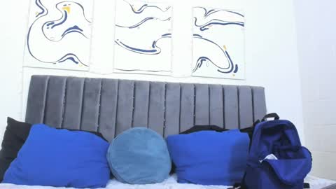 Snapshot of jake_shadow14 chatting on February 2025 01:00:01 AM Hi guys im new 3 online show from February 2025 01:00:01 AM