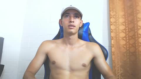 Snapshot of jake_shadow14 chatting on March 2025 08:42:02 PM Hi guys im new 3 online show from March 2025 08:42:02 PM