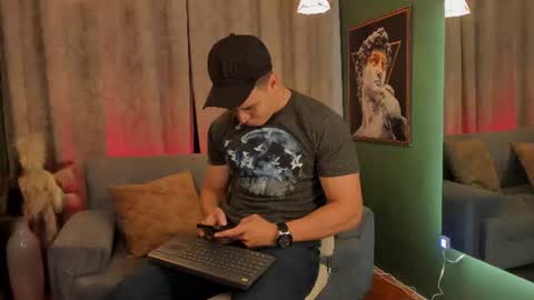 Snapshot of jakee_tyler chatting on June 2026 07:14:01 PM Jake Tyler online show from June 2026 07:14:01 PM