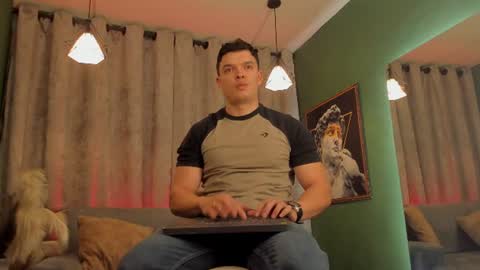 Snapshot of jakee_tyler chatting on July 2026 07:31:01 PM Jake Tyler online show from July 2026 07:31:01 PM