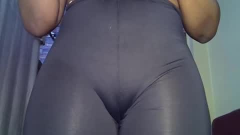 jalia12 online show from June 2026 10:21:01 PM