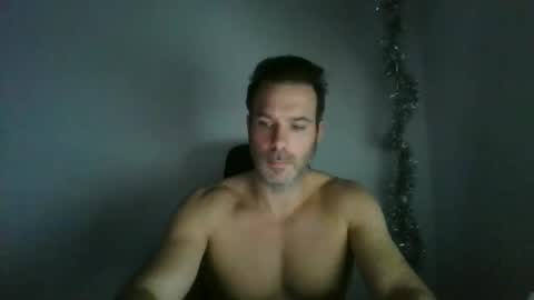 Snapshot of jam3s5959 chatting on January 2025 07:29:01 PM jam3s5959 online show from January 2025 07:29:01 PM