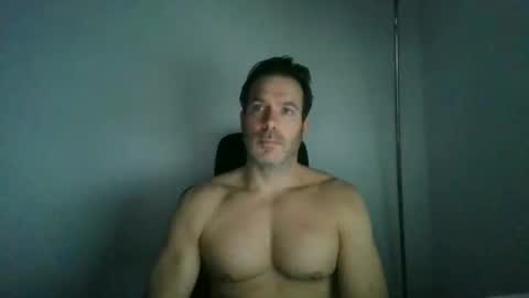 Snapshot of jam3s5959 chatting on January 2025 11:39:01 PM jam3s5959 online show from January 2025 11:39:01 PM