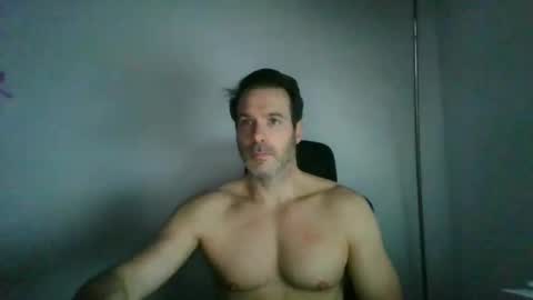 Snapshot of jam3s5959 chatting on February 2025 09:28:01 PM jam3s5959 online show from February 2025 09:28:01 PM