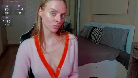 Sofia online show from February 2025 01:28:02 PM