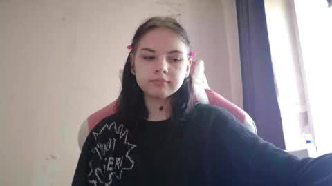 Mila online show from June 2026 06:52:02 AM