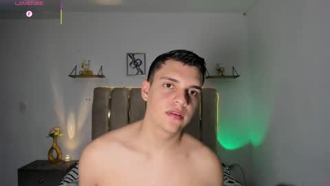 Snapshot of james_carter_1 chatting on June 2026 02:07:01 AM james online show from June 2026 02:07:01 AM