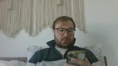 Snapshot of james_heron chatting on April 2026 09:12:02 AM James Heron online show from April 2026 09:12:02 AM