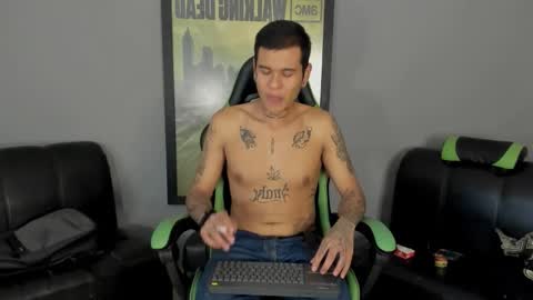 Jamesinked  online show from February 2025 05:18:01 PM
