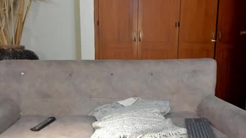 Jamesinked  online show from November 2025 03:16:02 AM