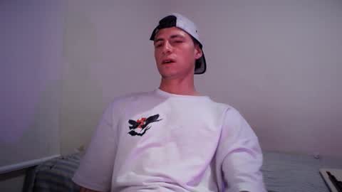 Snapshot of jamesss____ chatting on December 2024 02:21:02 AM jamesss____ online show from December 2024 02:21:02 AM