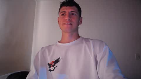 Snapshot of jamesss____ chatting on December 2024 07:42:02 PM jamesss____ online show from December 2024 07:42:02 PM
