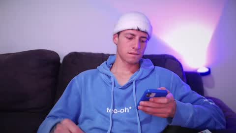 Snapshot of jamesss____ chatting on February 2025 05:57:02 PM jamesss____ online show from February 2025 05:57:02 PM