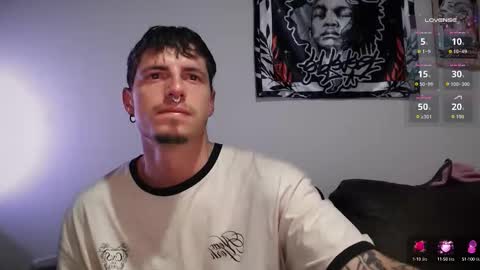 Snapshot of jamesss____ chatting on September 2025 11:48:01 PM jamesss____ online show from September 2025 11:48:01 PM