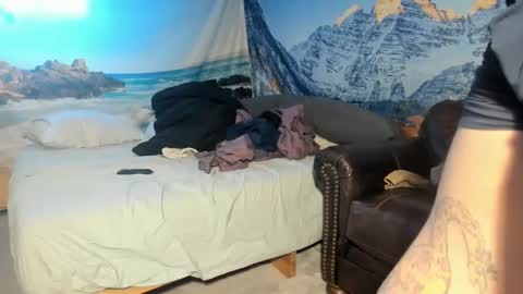 Snapshot of jamiejordan93 chatting on February 2025 08:47:01 PM OF - Jamiejordans online show from February 2025 08:47:01 PM