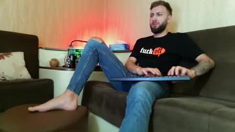 Robbie online show from March 2025 05:38:02 AM