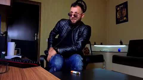 Robbie online show from October 2025 08:15:01 AM