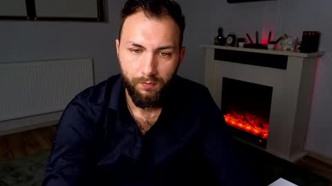 Robbie online show from November 2025 07:07:01 AM