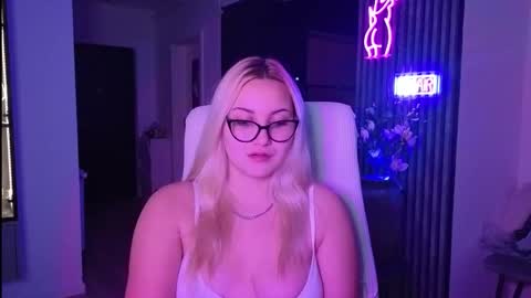 Jane online show from November 2025 06:08:02 PM