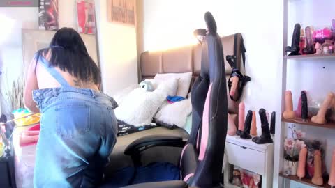 Janette online show from January 2025 03:20:01 AM