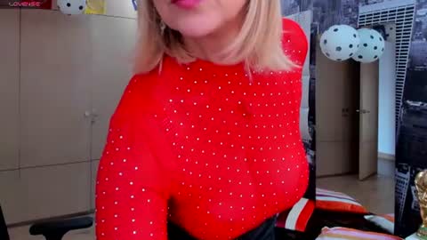 JANE TURNER MILF online show from June 2026 12:39:01 PM
