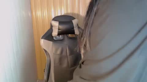 janicaslut_18 online show from April 2026 01:19:01 AM