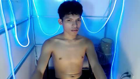 janlloyd04 online show from March 2026 08:19:01 AM