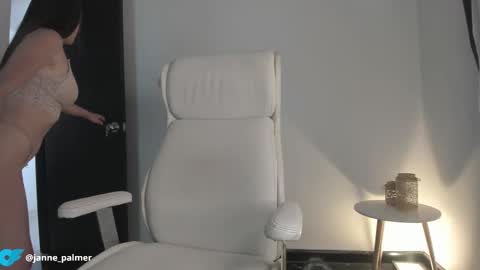 janne_palmer_ online show from January 2026 04:00:01 PM