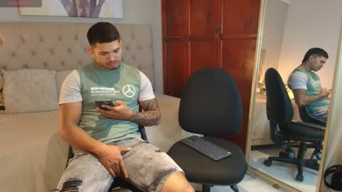 janomar01 online show from January 2026 06:57:02 PM