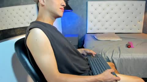 Snapshot of jara_chick chatting on May 2026 08:25:01 PM Jara online show from May 2026 08:25:01 PM
