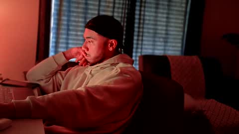 Snapshot of jarodtee chatting on December 2024 07:01:01 PM jarodtee online show from December 2024 07:01:01 PM