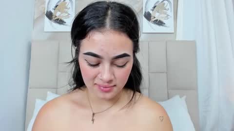 Jaslyn online show from January 2025 07:40:01 PM