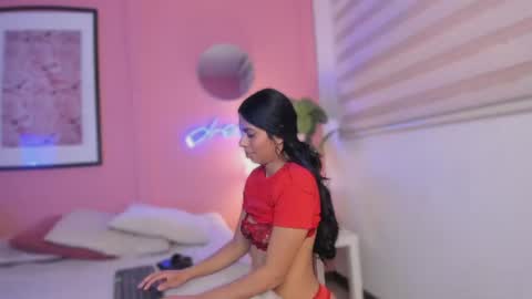 Snapshot of jasmiinn_ chatting on June 2026 09:19:02 PM Jasmin online show from June 2026 09:19:02 PM
