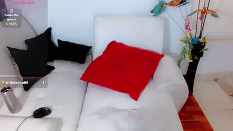 Snapshot of jasmimvega chatting on January 2025 04:59:01 AM jasmim online show from January 2025 04:59:01 AM