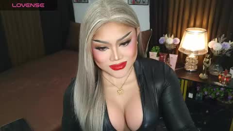 Snapshot of jasmine_brandy chatting on October 2025 11:13:02 PM Jasmine Brandy online show from October 2025 11:13:02 PM