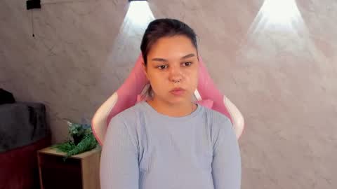 Snapshot of jasmine_burke chatting on June 2026 01:30:01 AM Jasmine Burke online show from June 2026 01:30:01 AM